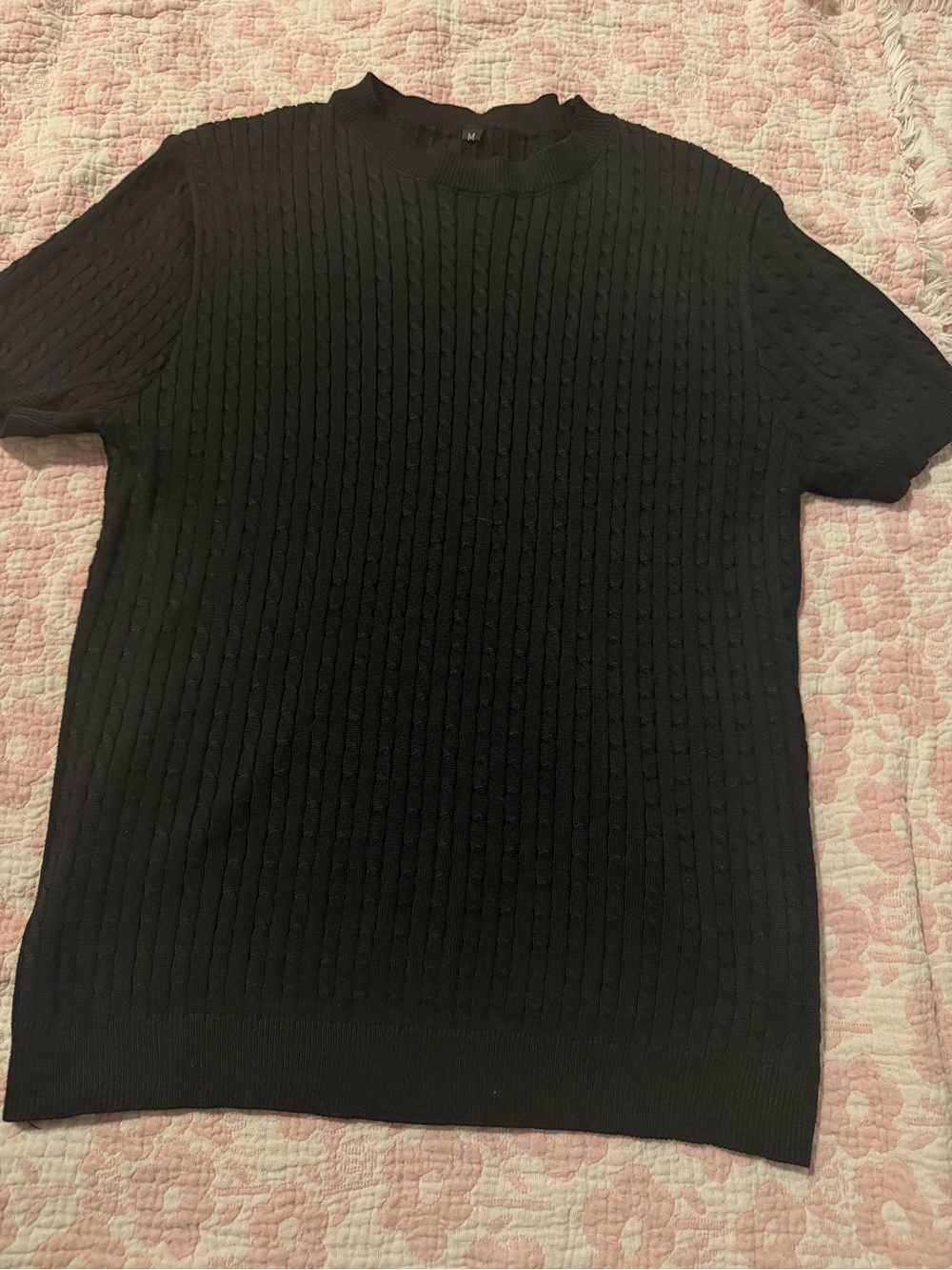 Men's Crewneck Short-Sleeve Cable Knit Sweater - Black